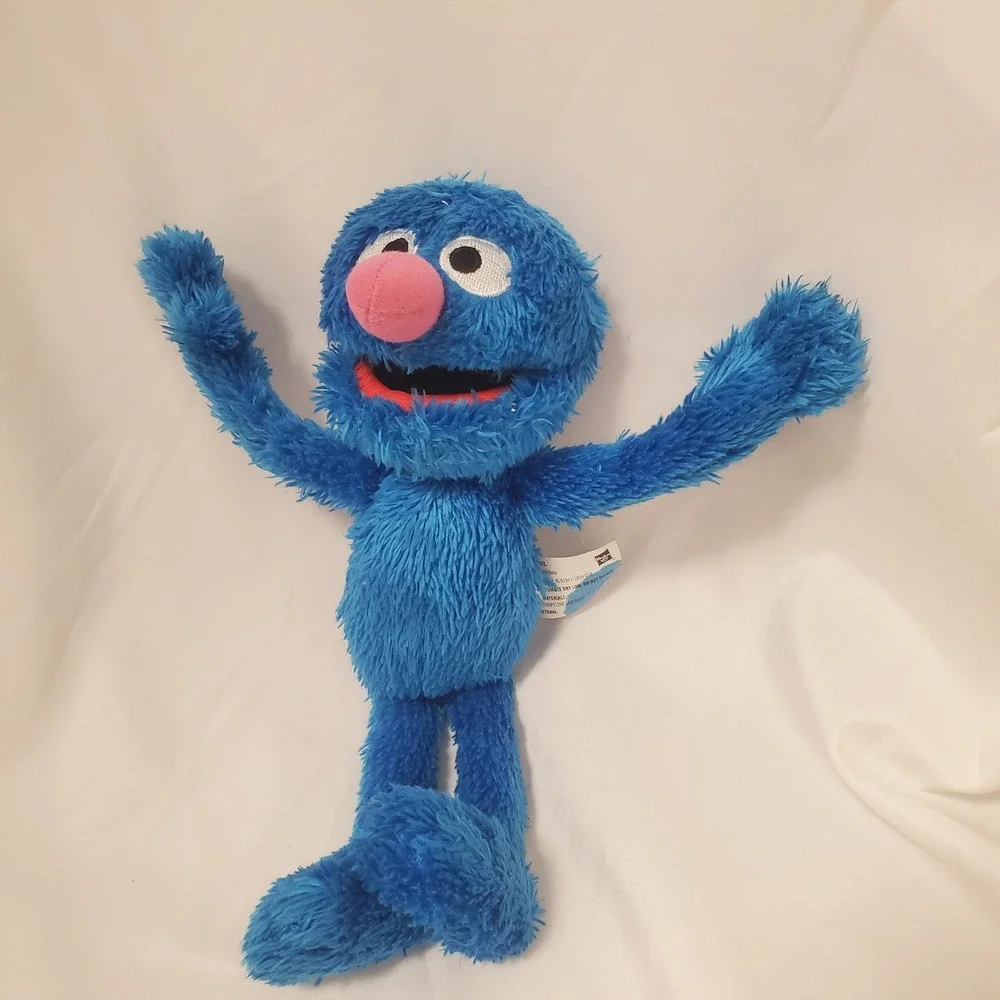 Sesame Street Grover Plush Blue Stuffed Animal Hasbro 37585 8 Inch Toy